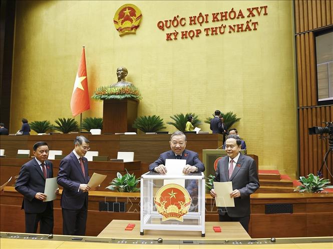 สหรัฐออกแถลงการณ์แสดงความยินดีถึงเลขาธิการใหญ่พรรค ประธานประเทศ โตเลิมและนายกรัฐมนตรี เลมิงห์ฮึง